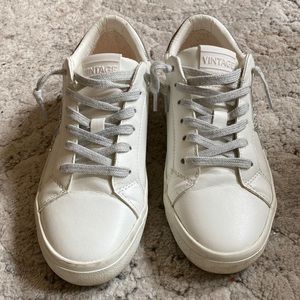 Vintage Havana Sneakers